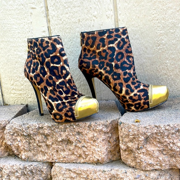 Leopard Booties Gold Cap Toe 6M - Picture 1 of 7